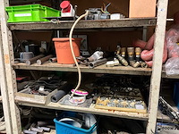 Diverse machineonderdelen en recup goederen - afbeelding 44 van  66