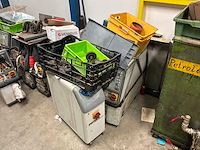 Diverse machineonderdelen en recup goederen - afbeelding 62 van  66