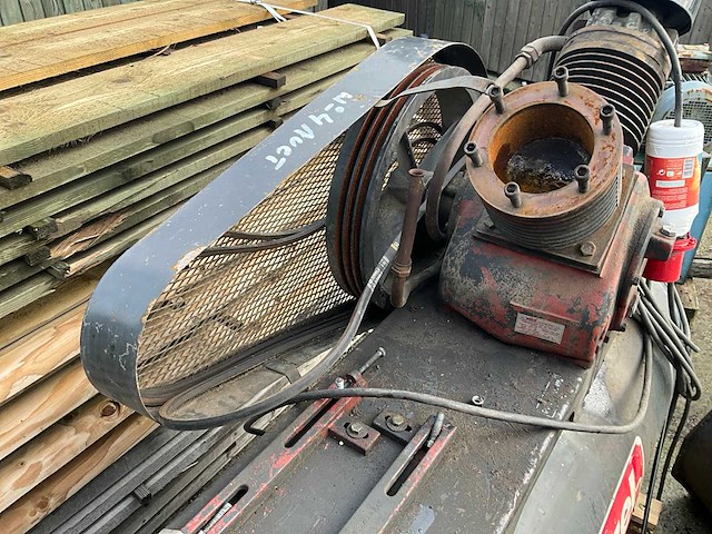 Diverse machines (4x) - afbeelding 16 van  20