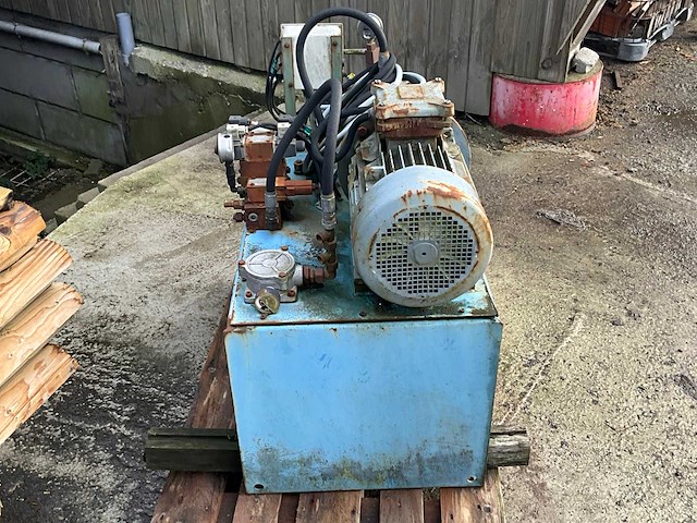 Diverse machines (4x) - afbeelding 19 van  20