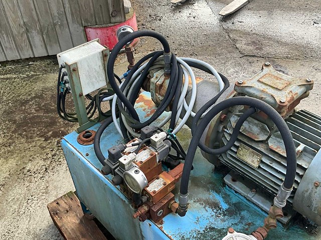 Diverse machines (4x) - afbeelding 20 van  20