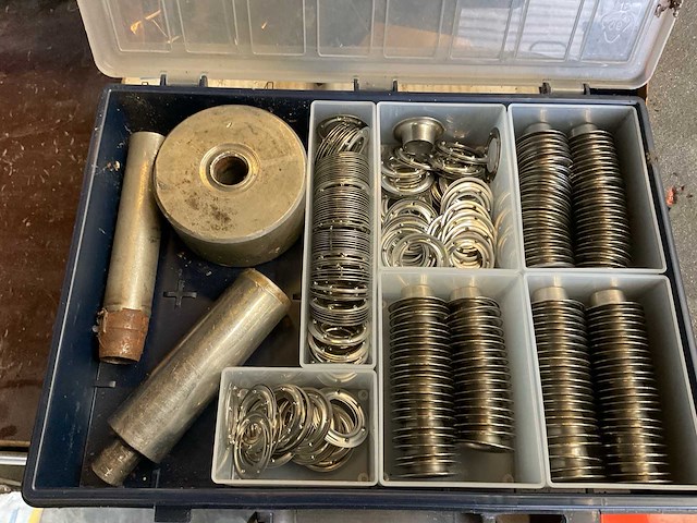 Diverse, makita, spit, bosch overig handgereedschap (30x) - afbeelding 16 van  41