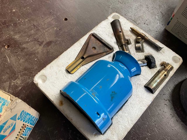 Diverse, makita, spit, bosch overig handgereedschap (30x) - afbeelding 26 van  41