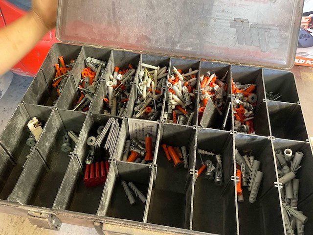 Diverse, makita, spit, bosch overig handgereedschap (30x) - afbeelding 24 van  28