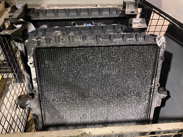 Diverse man radiatoren (4x) - afbeelding 7 van  14