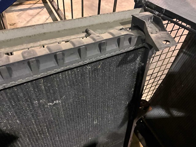 Diverse man radiatoren (4x) - afbeelding 14 van  14