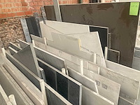 Diverse marmers + rek kunststof - afbeelding 2 van  9