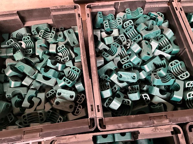 Diverse maten buis- en bevestigingsklem kunststof - afbeelding 5 van  6