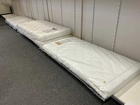 Diverse matrassen (4x) - afbeelding 1 van  8