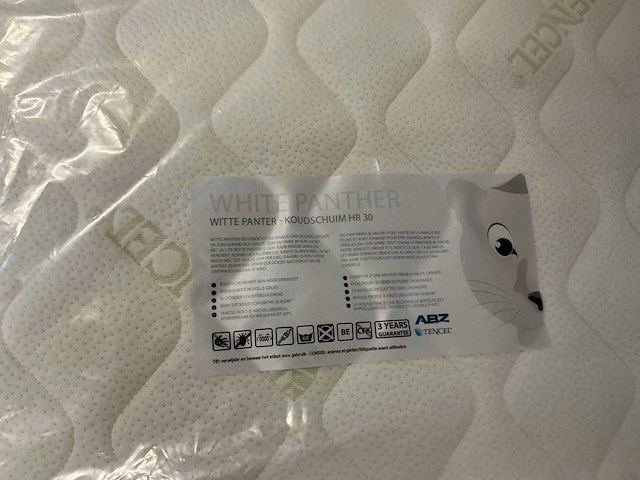 Diverse matrassen (4x) - afbeelding 7 van  8