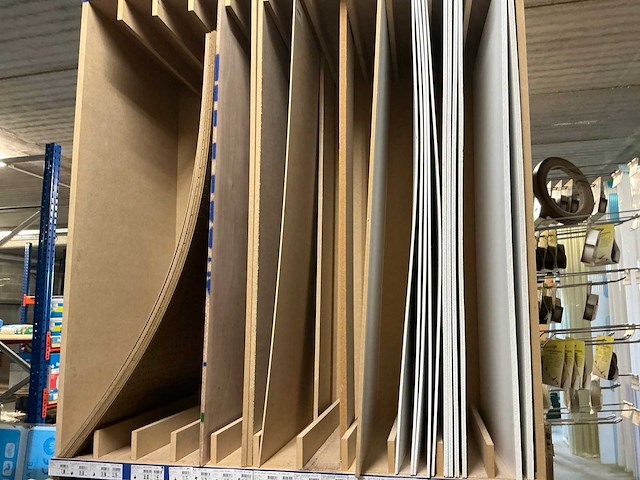Diverse mdf en multiplex platen (46x) - afbeelding 4 van  8