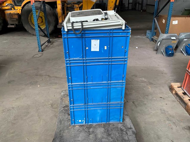 Diverse medische apparatuur - afbeelding 4 van  12