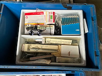 Diverse medische apparatuur - afbeelding 9 van  12