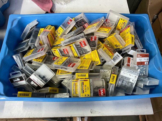 Diverse merken bevestigingsmaterialen (100x) - afbeelding 1 van  7