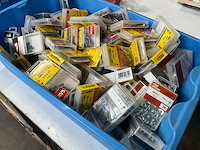 Diverse merken bevestigingsmaterialen (100x) - afbeelding 7 van  7