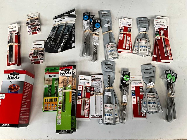 Diverse merken gereedschap accessoires - afbeelding 1 van  9