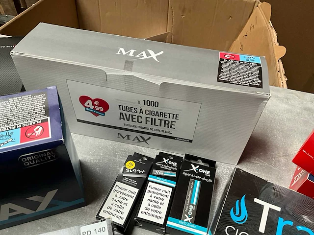 Diverse merken sigaret hulzen - afbeelding 6 van  7