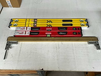Diverse merken waterpassen (5x) - afbeelding 1 van  4