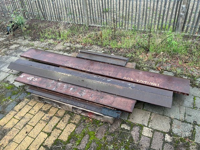 Diverse messen voor graafbak (5x) - afbeelding 1 van  5
