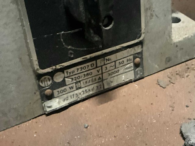 Diverse metaalbewerkingen - afbeelding 9 van  9