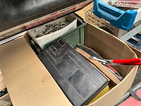 Diverse metaalbewerkingmachines - afbeelding 9 van  20
