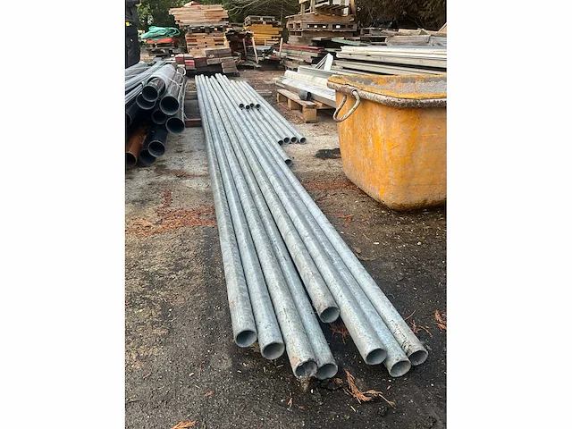 Diverse metalen buizen (16x) - afbeelding 3 van  7