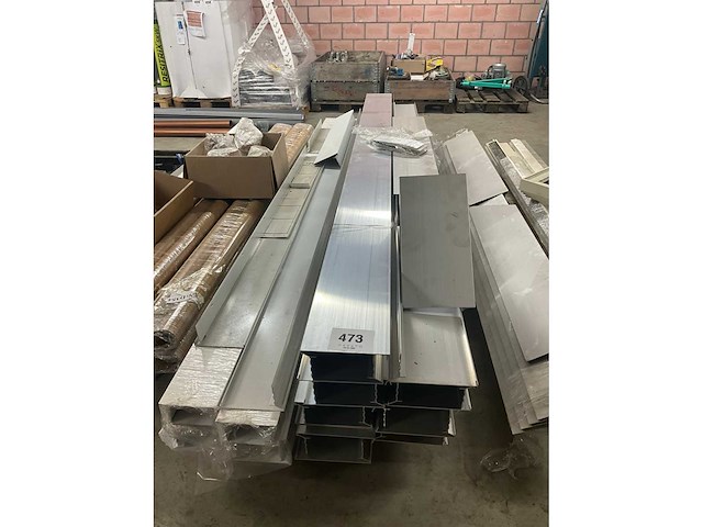 Diverse metalen dakprofielen - afbeelding 2 van  6