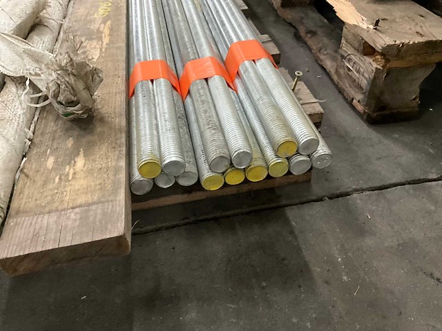 Diverse metalen draadstangen verzinkt pgb (28x) - afbeelding 4 van  8