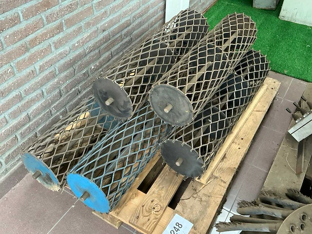 Diverse metalen kruimelrollen (6x) - afbeelding 2 van  2