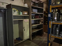 Diverse metalen rekken (2x) - afbeelding 2 van  4