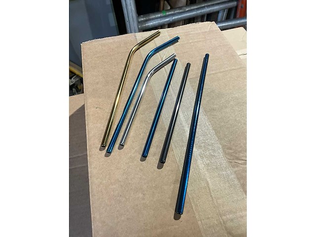 Diverse metalen rietjes (7000x) - afbeelding 2 van  7