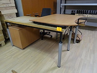 Diverse meubelen - afbeelding 1 van  6