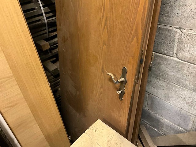 Diverse meubels en binnendeuren - afbeelding 6 van  30