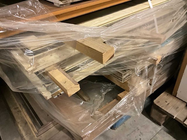 Diverse meubels en binnendeuren - afbeelding 15 van  30