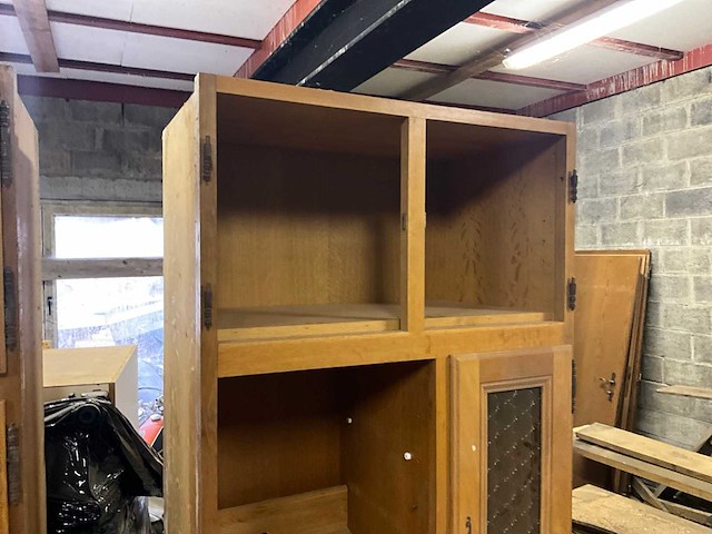 Diverse meubels en binnendeuren - afbeelding 27 van  30