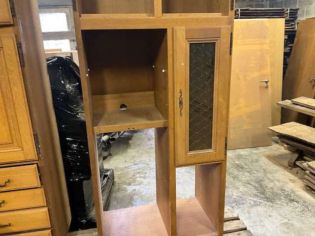 Diverse meubels en binnendeuren - afbeelding 28 van  30