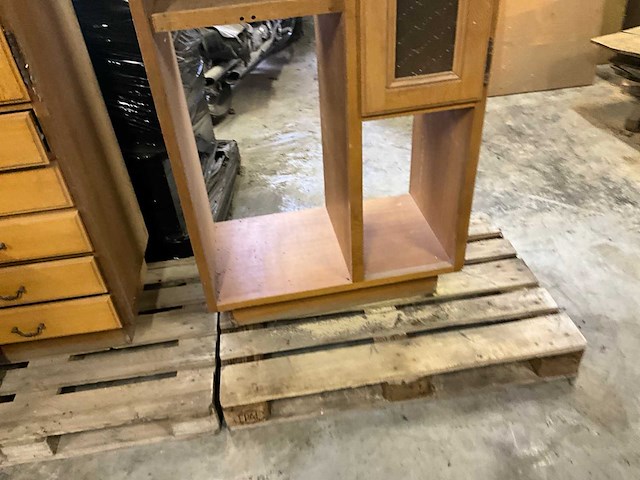 Diverse meubels en binnendeuren - afbeelding 29 van  30