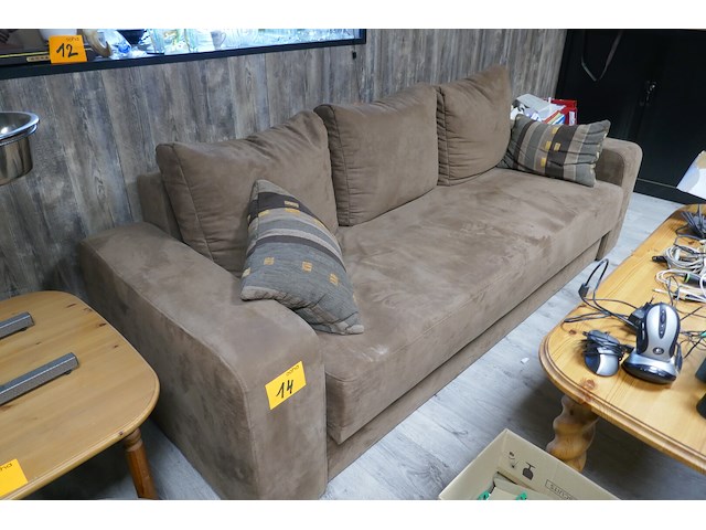 Diverse meubels en dergelijken - afbeelding 1 van  5