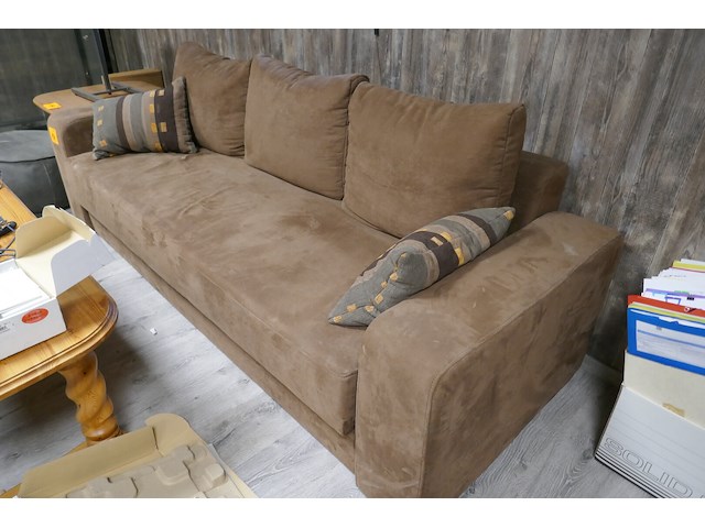 Diverse meubels en dergelijken - afbeelding 2 van  5