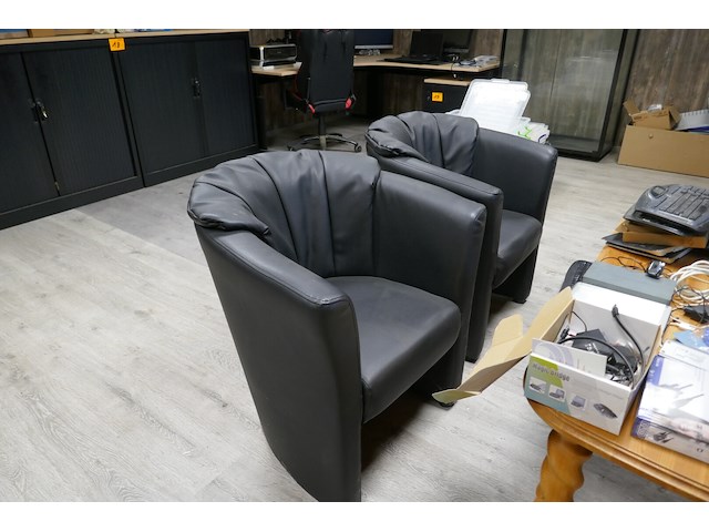 Diverse meubels en dergelijken - afbeelding 3 van  5