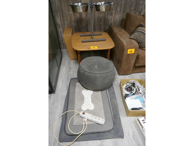 Diverse meubels en dergelijken - afbeelding 4 van  5