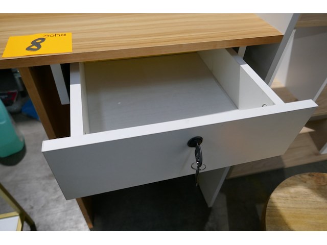 Diverse meubelstukken - afbeelding 4 van  6