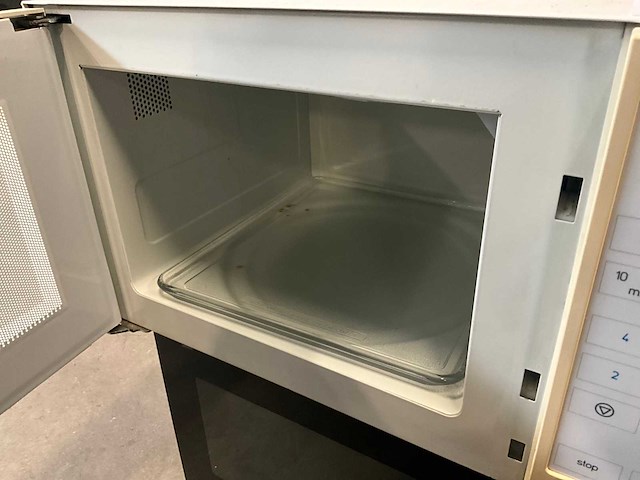 Diverse microgolfovens (2x) - afbeelding 4 van  8