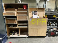 Diverse mobiele houten gereedschapskasten (2x) - afbeelding 1 van  4