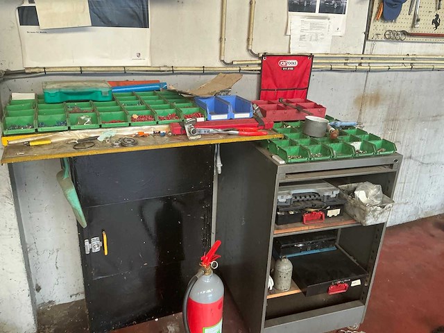 Diverse mobiele werkplaatskasten (2x) - afbeelding 1 van  4