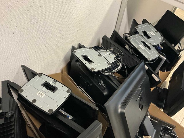 Diverse monitoren (25x) - afbeelding 3 van  16