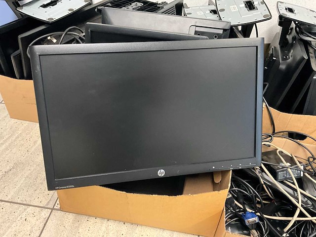 Diverse monitoren (25x) - afbeelding 9 van  16