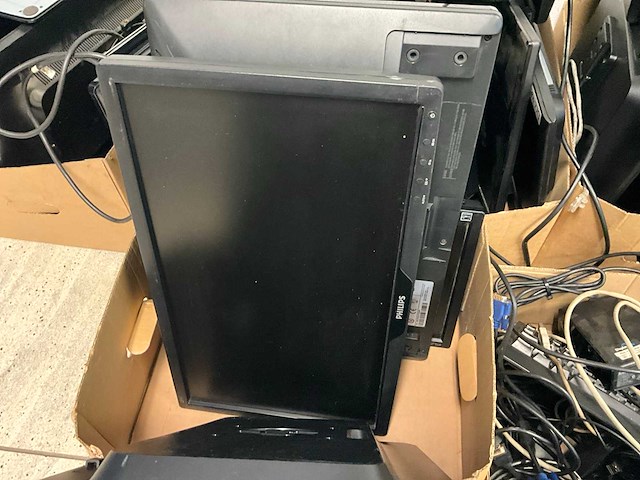 Diverse monitoren (25x) - afbeelding 12 van  16