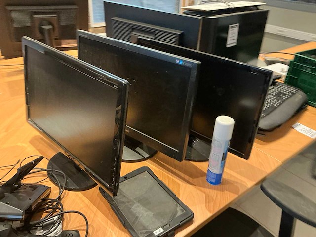Diverse monitoren (4x) - afbeelding 2 van  4