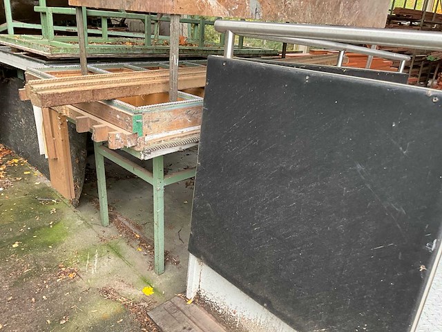 Diverse montagetafels - afbeelding 8 van  12